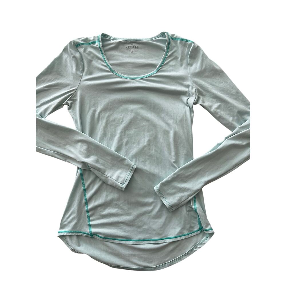 Athleta Chi Top Glass Blue XS Long Sleeve Workout Top Thumbhole Athleisure Yoga
